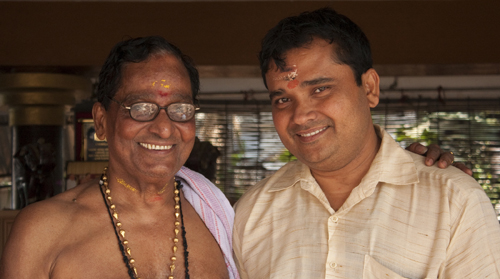 kalamandalam gopalakrishnan with his mentor sri kalamandalam gopi ashan