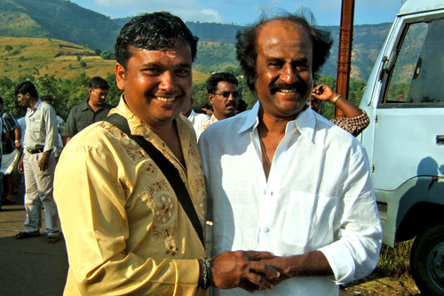 kalamandalam gopalakrishnan with tamil actor rajni kanth